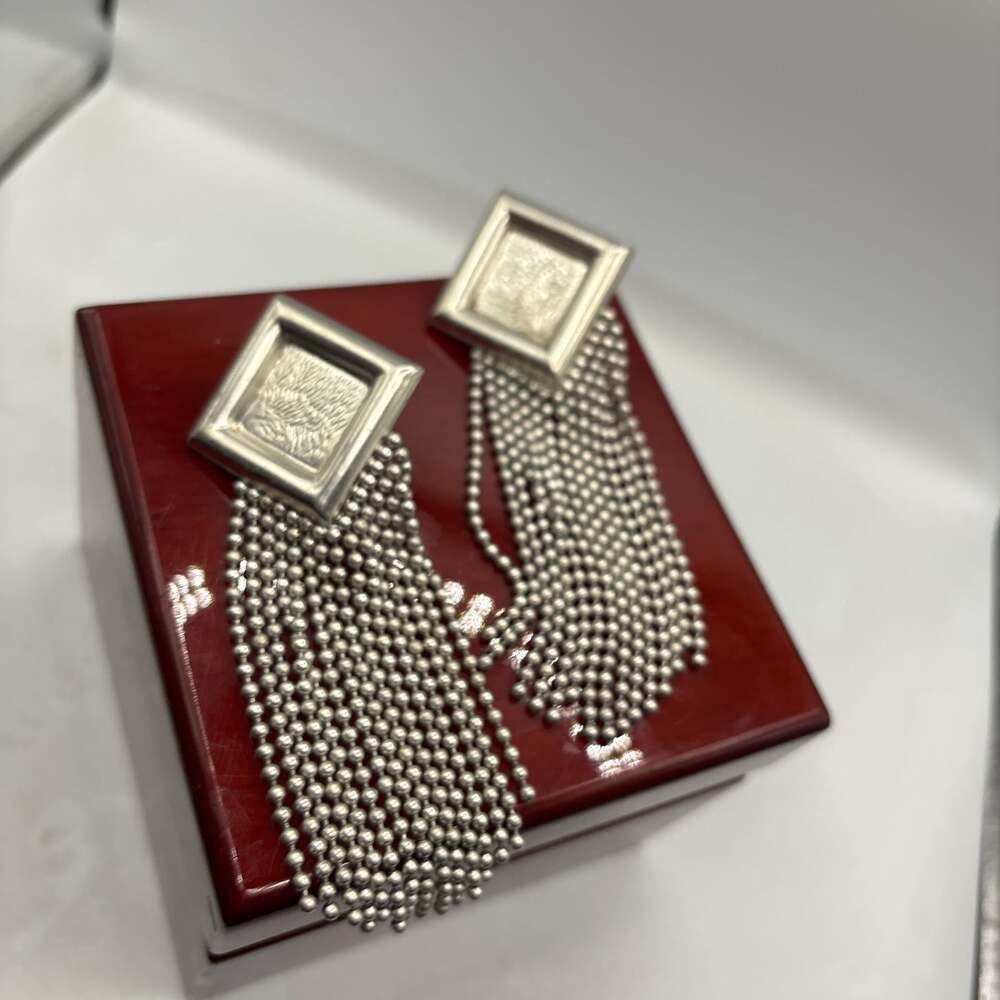 Vintage Silver-Tone Chain Tassel Fringe Dangle Earrings Pennino